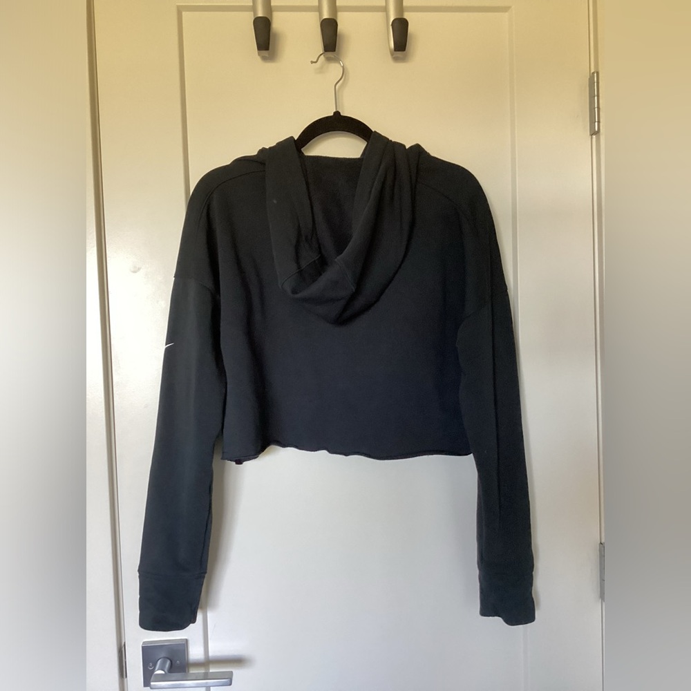 Nike crop hoodie NWOT - Picture 3 of 5